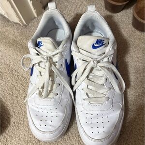 Nike White and Blue Court Sneakers